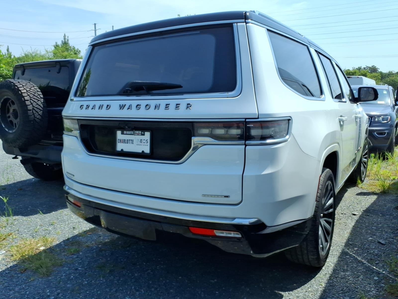 Used 2023 Bright White Clearcoat Jeep Series III image 8