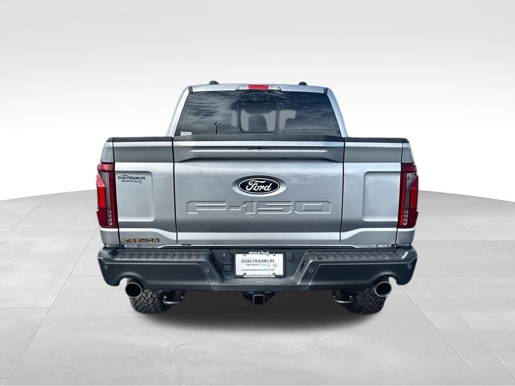 Used 2025 Silver Ford Tremor image 7