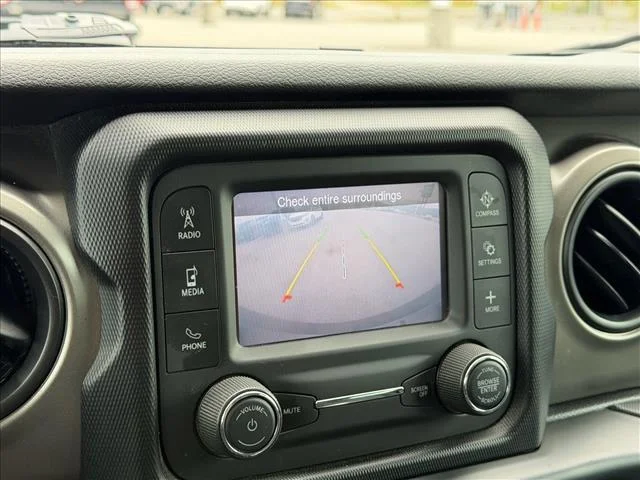 Used 2020 Black Clearcoat Jeep Sport S image 23