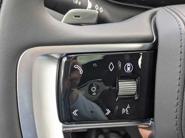 New 2026 Fuji White Land Rover SE image 30