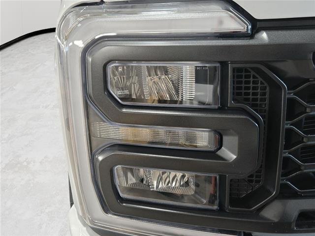 New 2026 Oxford White Ford F-250® XL image 84