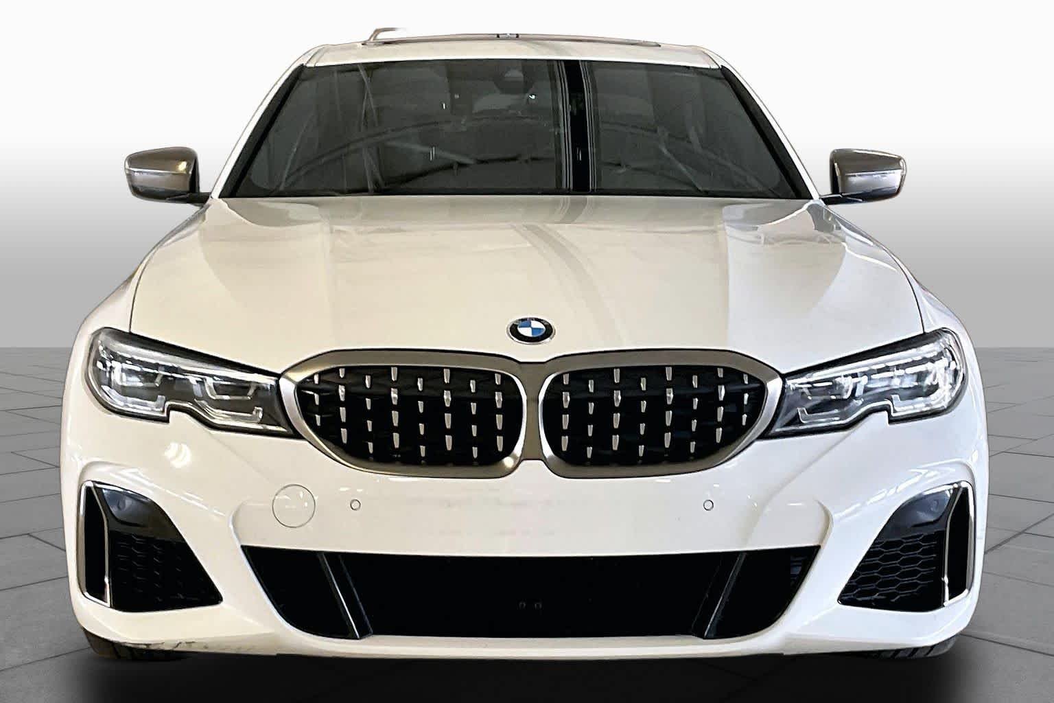 Used 2020 Alpine White BMW M340i image 3