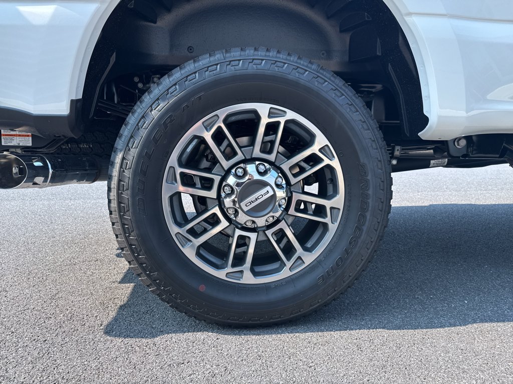 2025 Ford F-350 Super Duty Platinum - Photo 20
