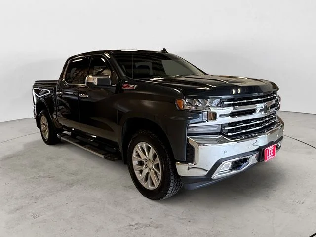 Used 2022 Gray Chevrolet LTZ image 8