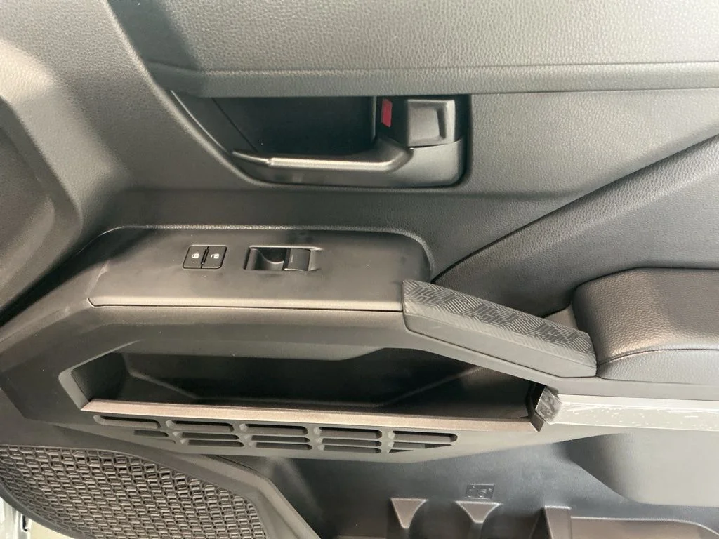 2026 Toyota Tacoma SR5 - Photo 29
