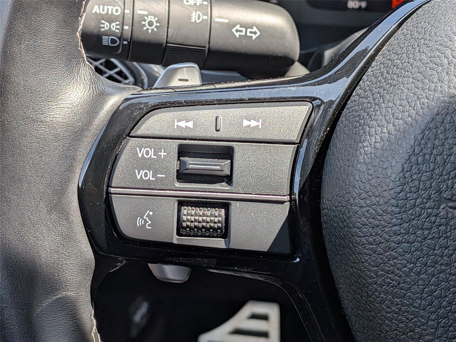 Used 2024 Liquid Carbon Metallic Acura w/Tech w/A-SPEC image 21