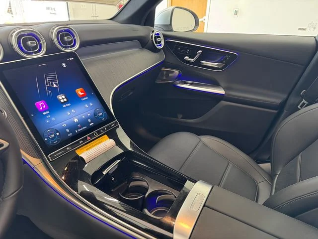 New 2027 Silver Mercedes-Benz GLC 300 image 43