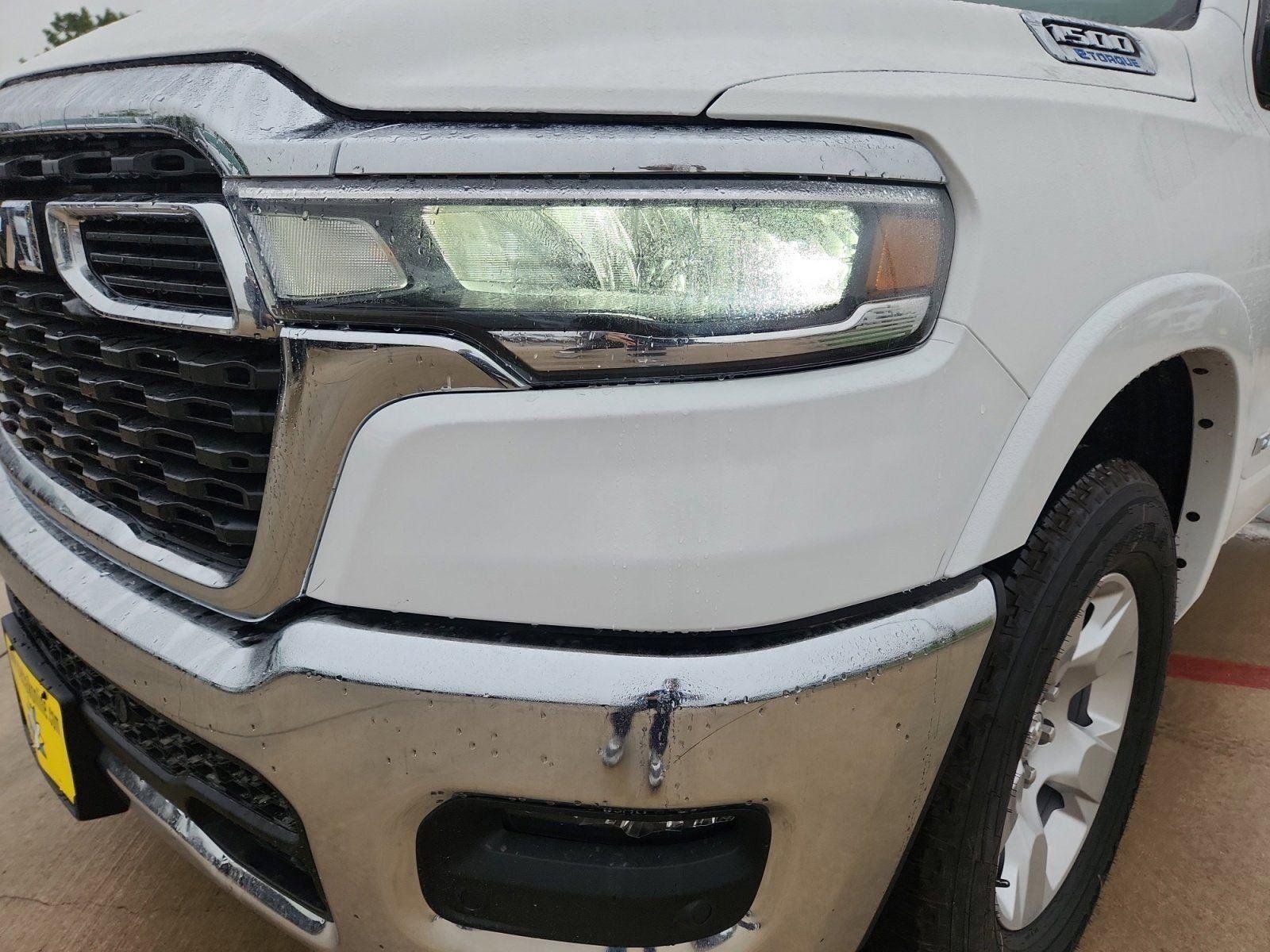 New 2026 Bright White Clear-Coat Exterior Paint RAM Lone Star image 9