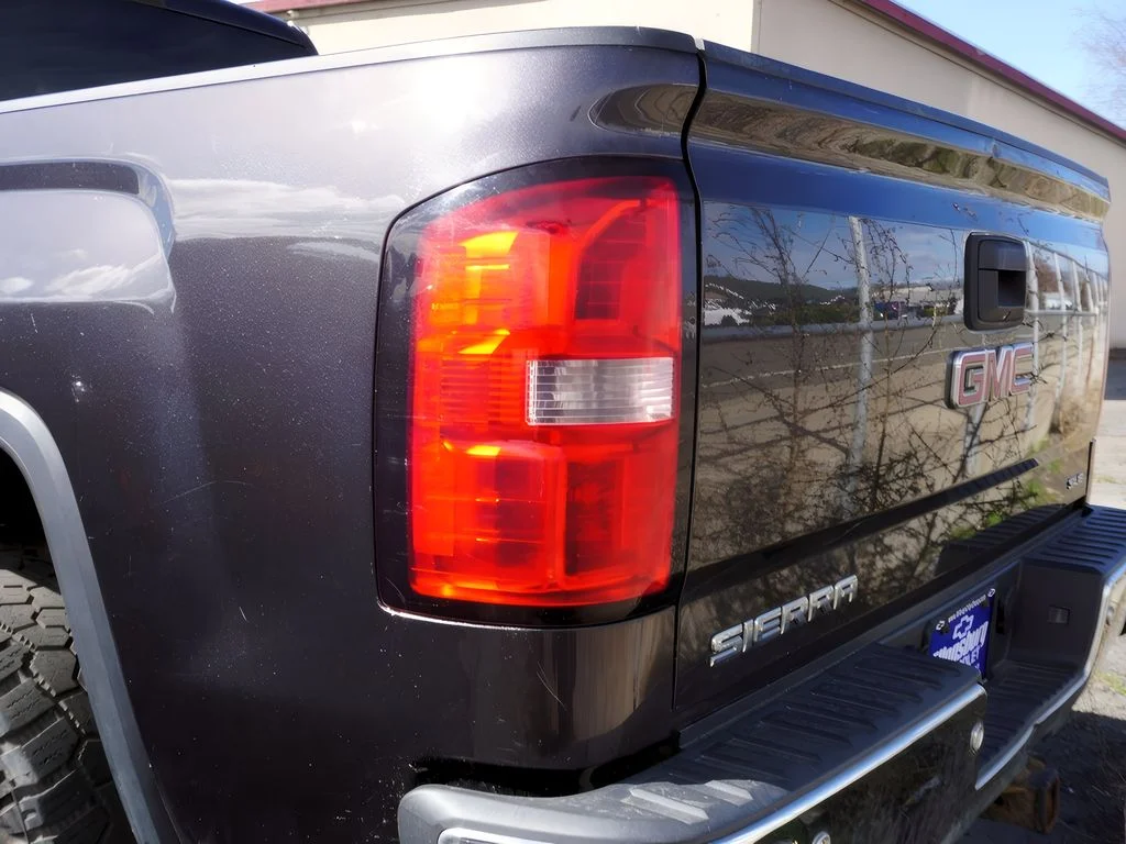 Used 2015 Iridium Metallic GMC SLE image 13