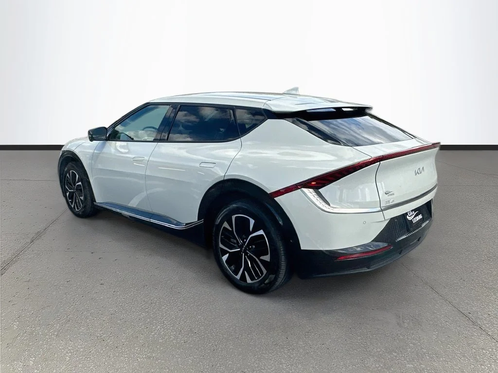 Certified Used 2023  Kia Wind image 5