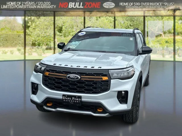 New 2026 Space White Metallic Ford Tremor® image 32