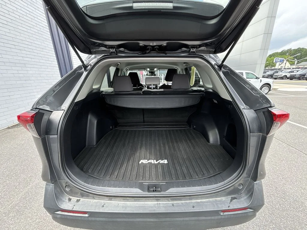 Used 2021 Gray Toyota XLE image 20