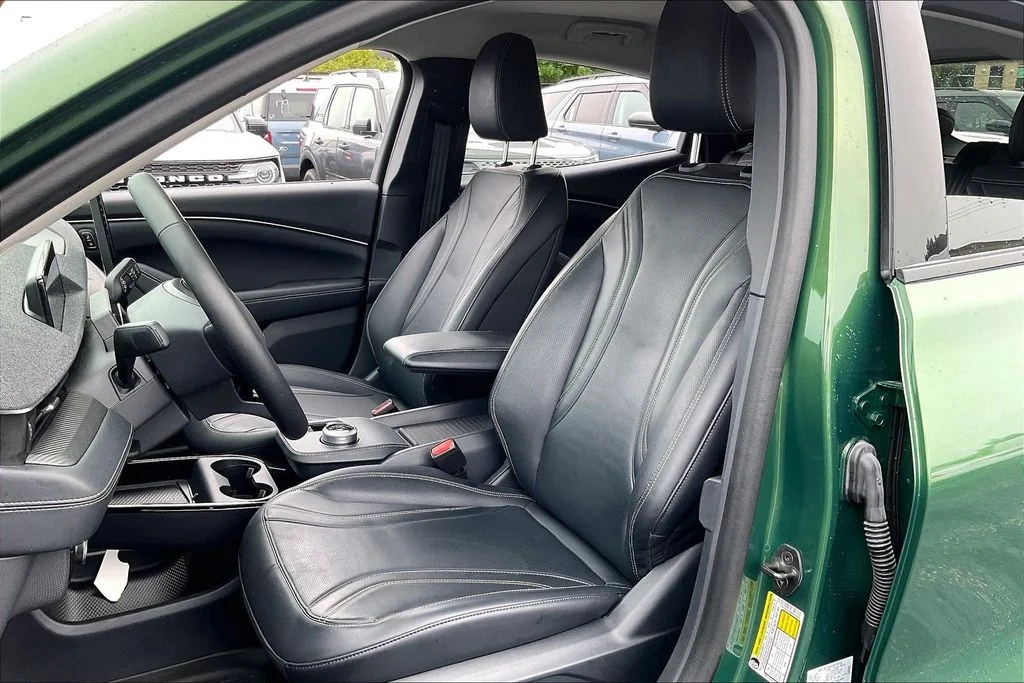 Used 2024 Green Ford Premium image 24