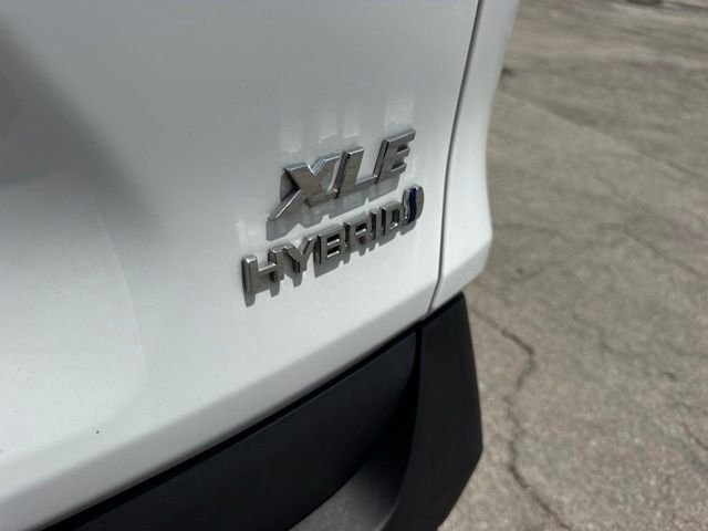 2023 Toyota RAV4 XLE - Photo 35