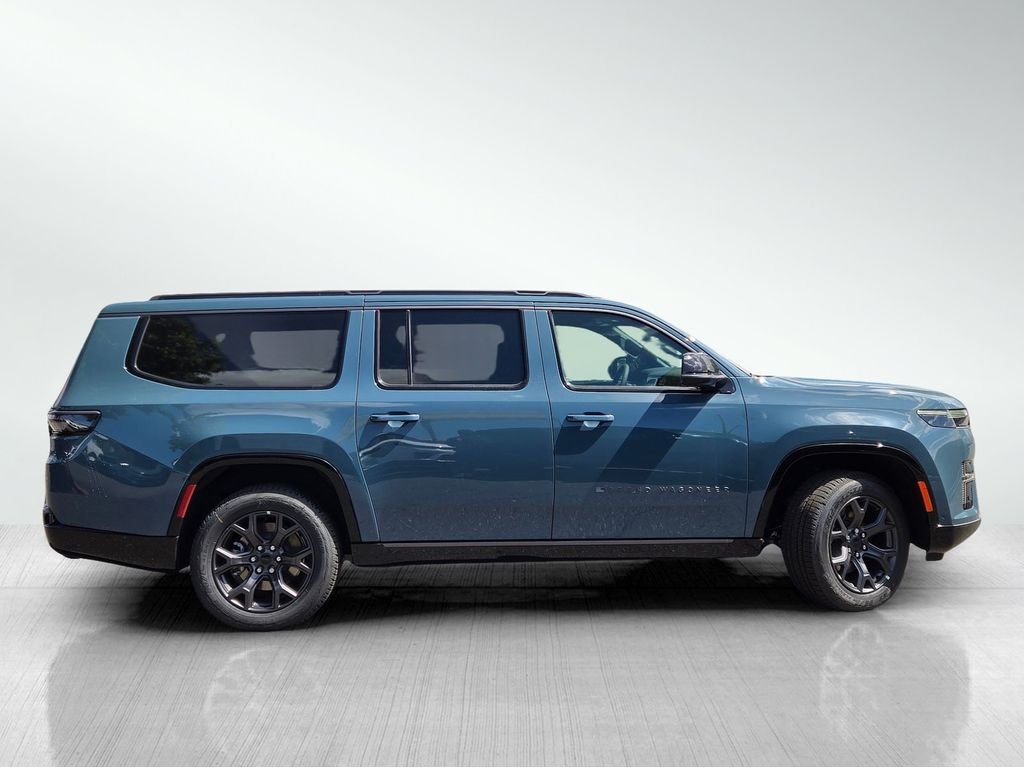 New 2026 Steel Blue Exterior Paint Jeep Limited Altitude image 3