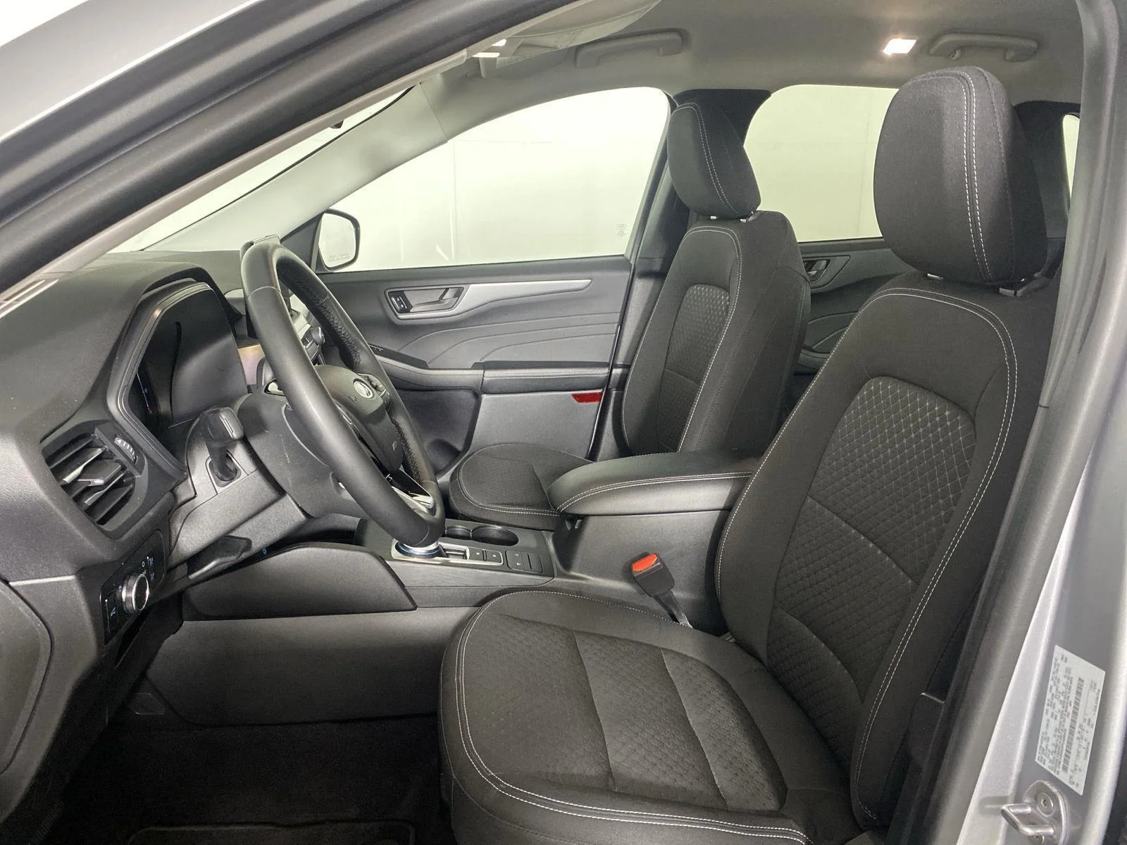 Used 2023 Iconic Silver Ford Active image 13