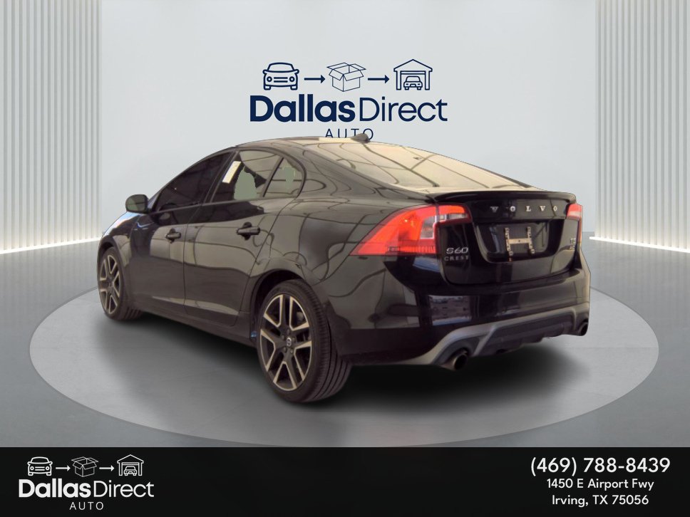 Used 2018 Onyx Black Metallic Volvo Dynamic image 9