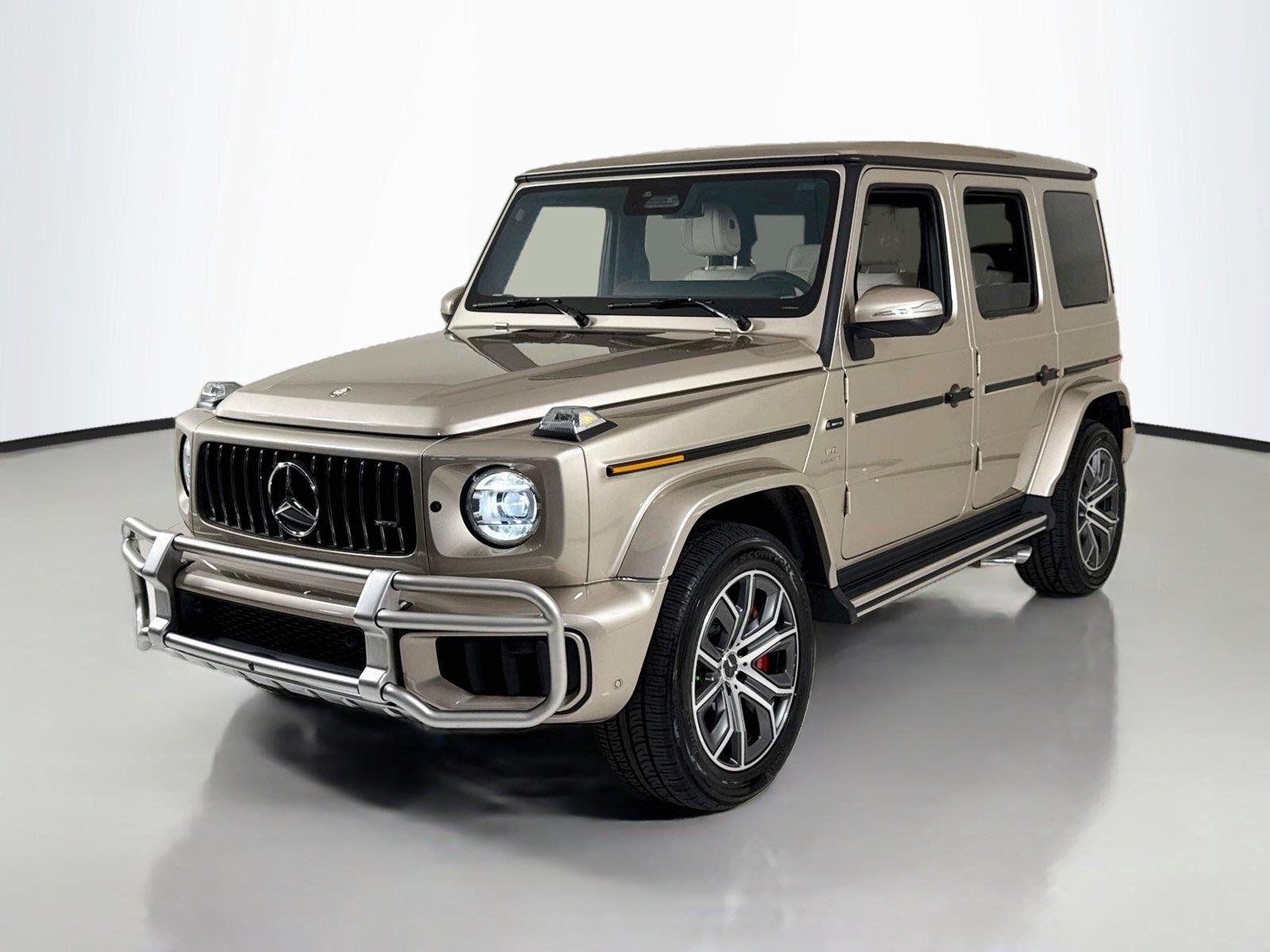 Used 2026 MANUFAKTUR Desert Silver Metallic Mercedes-Benz AMG® G 63 | AMG® Cross Spoke Wheels | Performance Pkg image 47