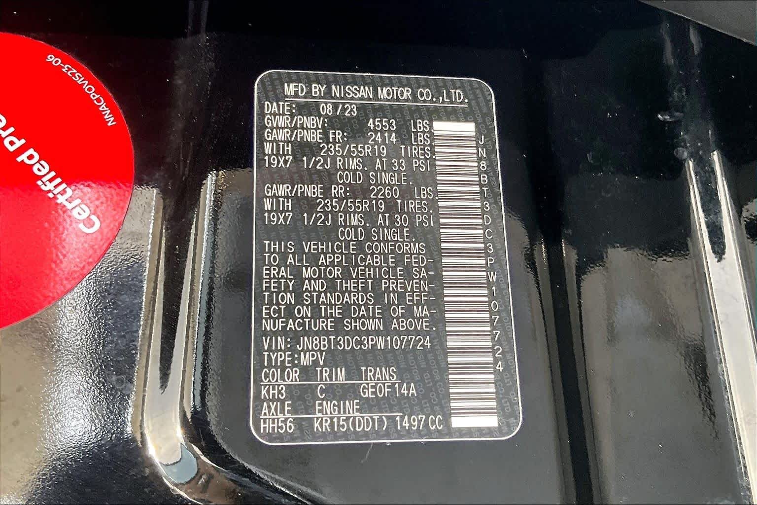 Used 2023 Super Black Nissan Platinum image 34