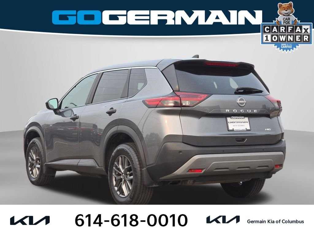Used 2023 Gray Nissan S image 11
