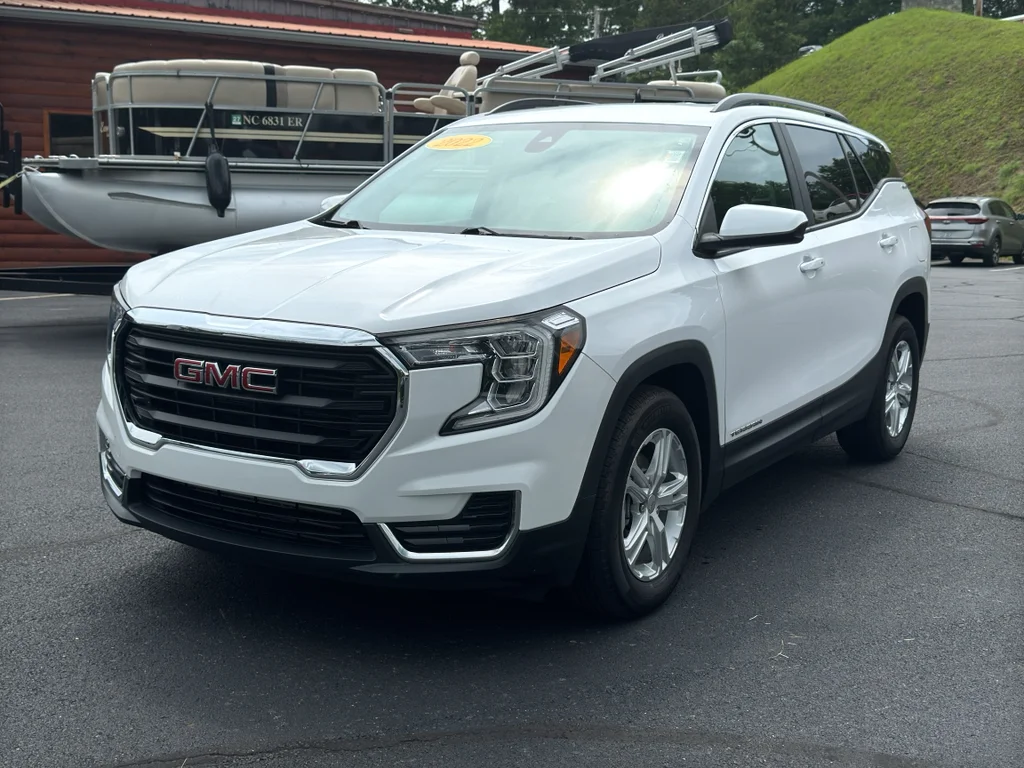 2022 GMC Terrain SLE FWD's photo