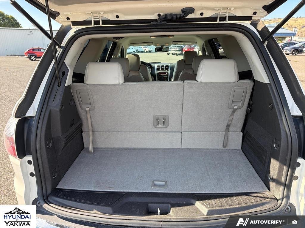 Used 2010 Summit White GMC SLT1 image 12