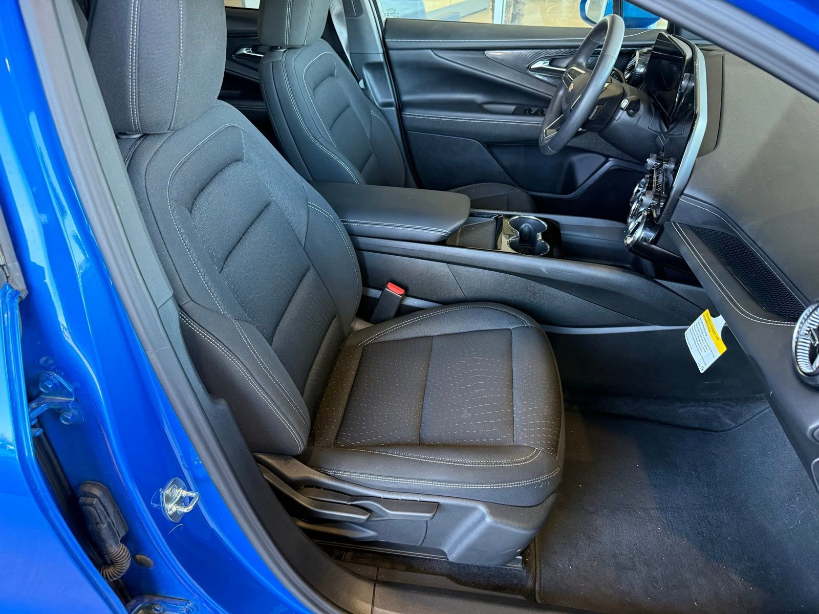 2025 Chevrolet Blazer EV LT - Photo 31