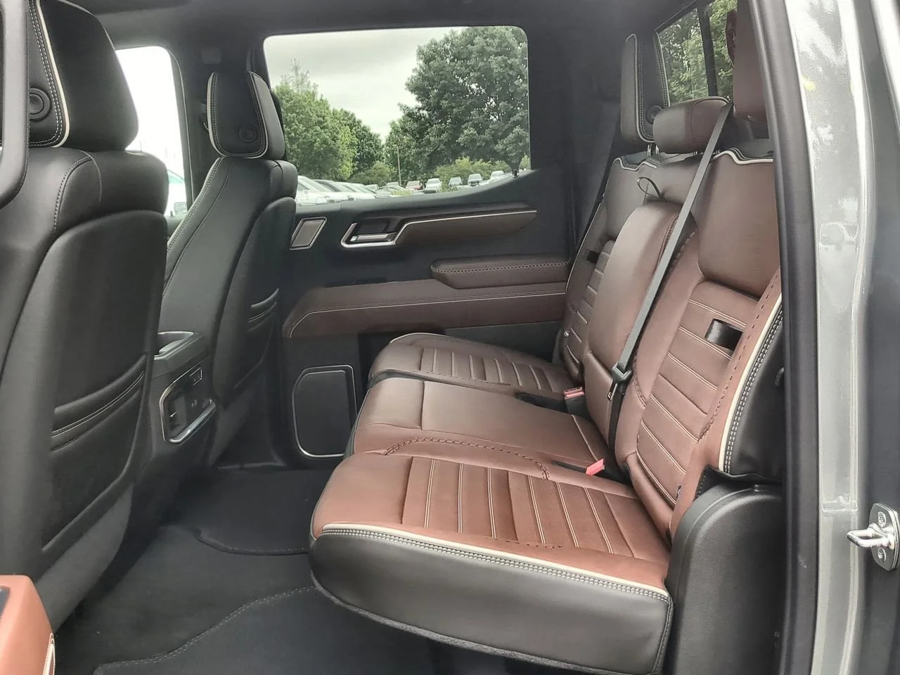 New 2026 Sterling Metallic GMC Denali Ultimate image 26