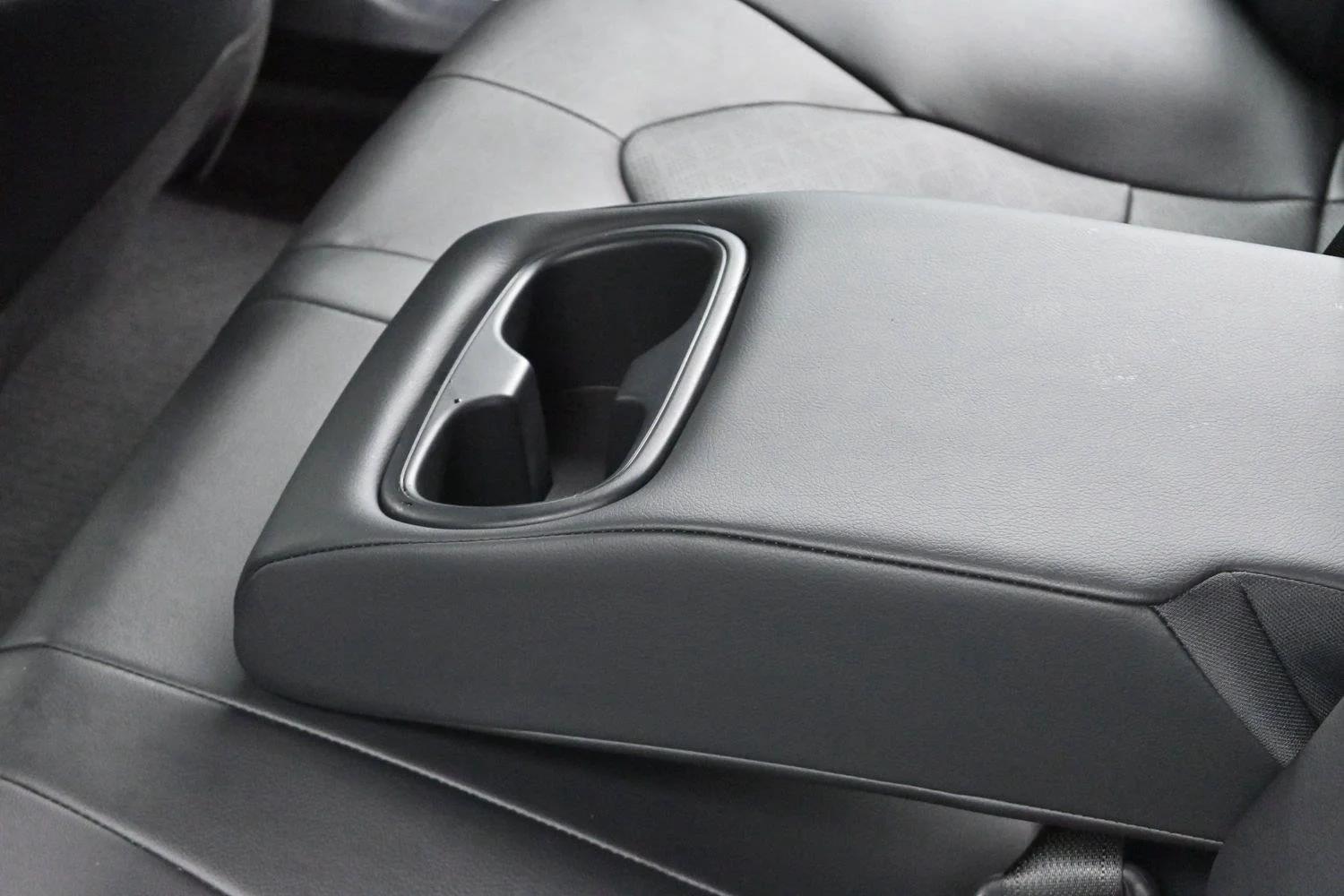 Used 2022 Predawn Gray Mica Toyota XSE image 29