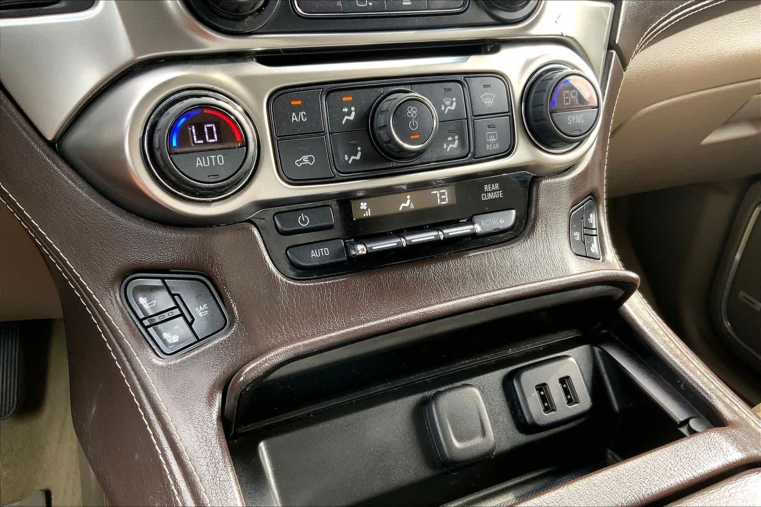 Used 2016 Iridescent Pearl Tricoat Chevrolet LTZ image 33