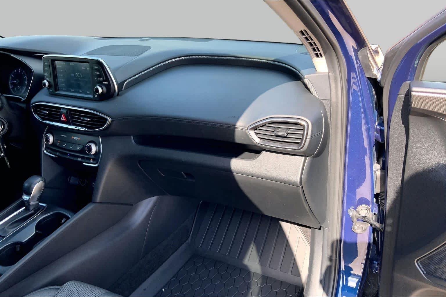 Used 2019 Stormy Sea Hyundai SE image 18