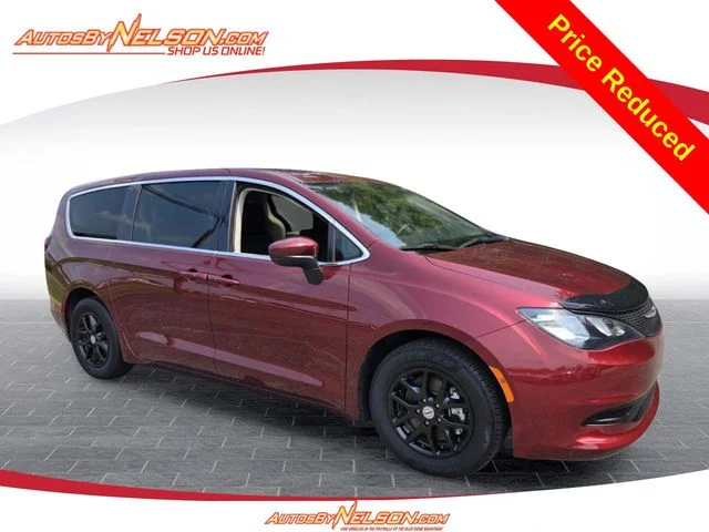 2023 Chrysler Voyager LX