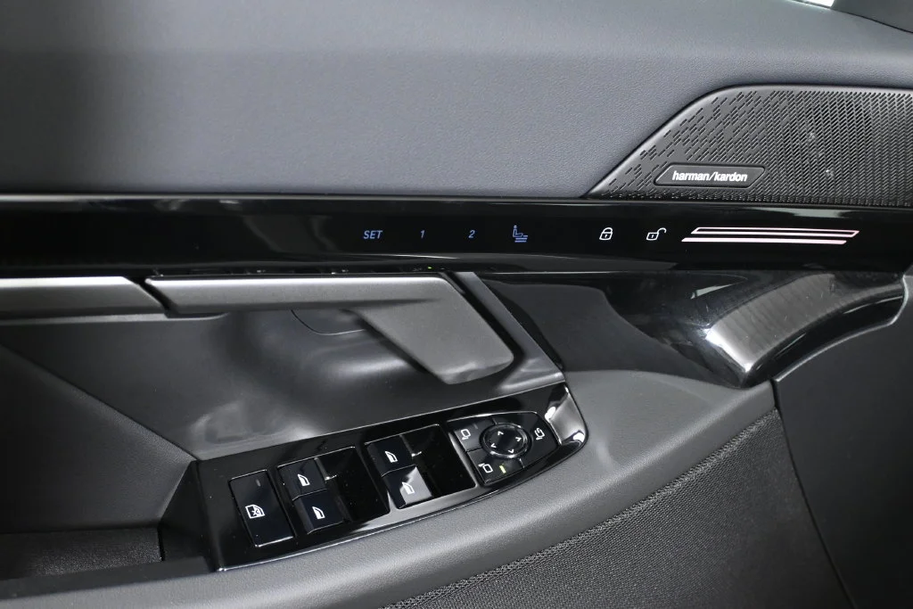 Used 2026 Gray BMW 530i xDrive image 29