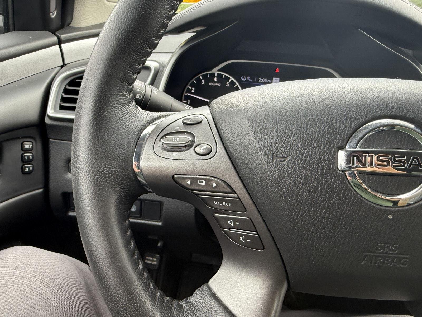 Used 2020 Gun Metallic Nissan SL image 15