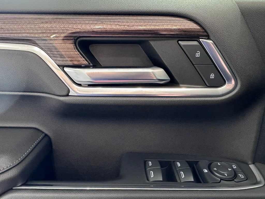 2023 Chevrolet Silverado 1500 LT - Photo 25