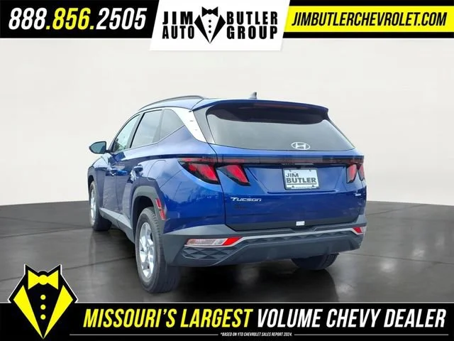Used 2024  Hyundai SEL image 2
