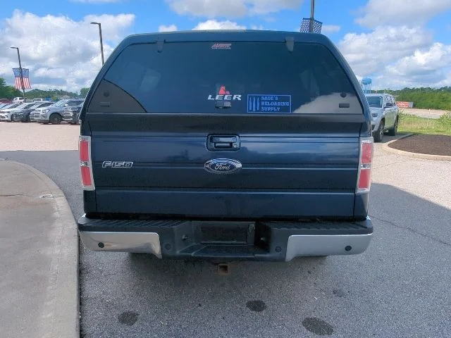 Used 2014 Blue Ford Lariat image 33