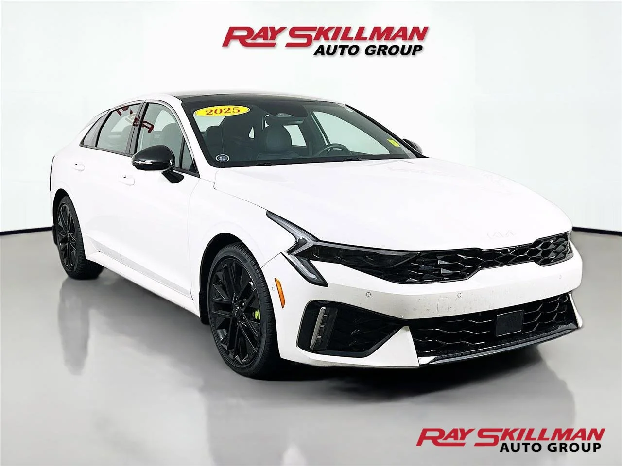 2025 Kia Optima GT FWD's photo