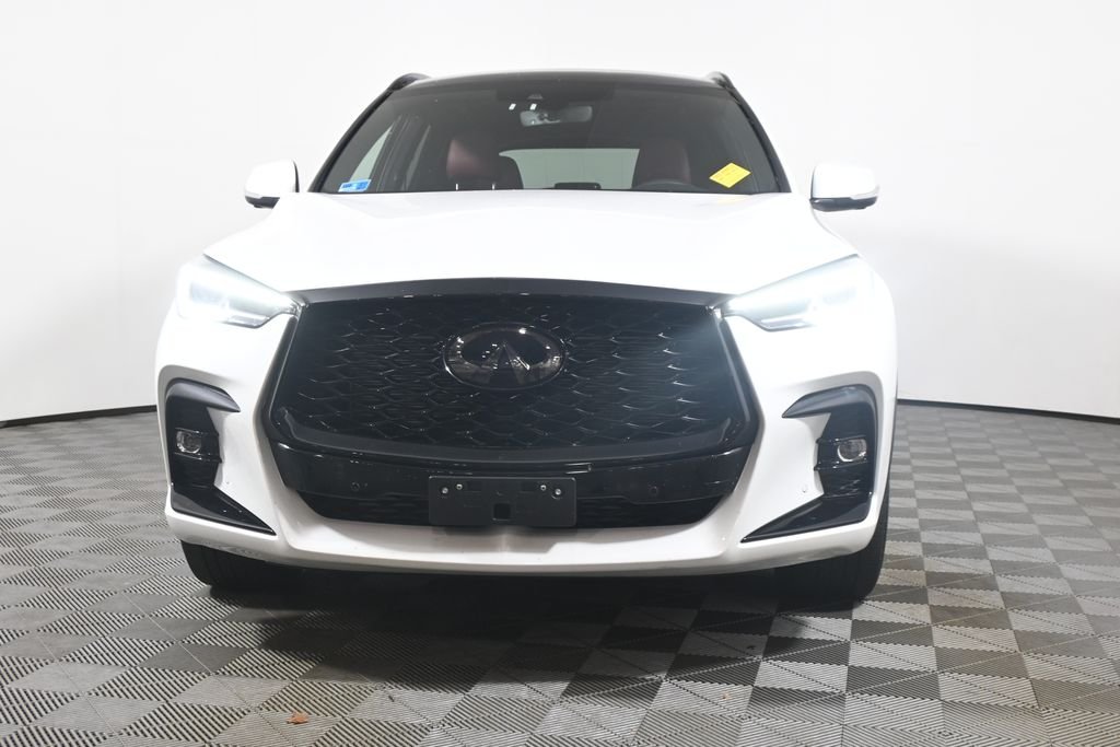 Certified Used 2023 White INFINITI SPORT image 10