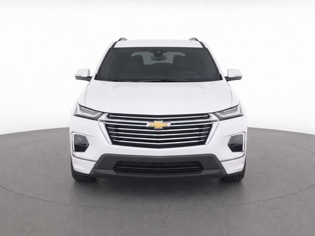 Used 2022 IRIDESCENT PEARL TRICOAT Chevrolet Premier image 5