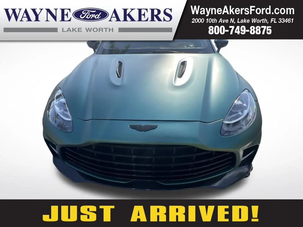 Used 2024 Green Aston Martin 707 image 1
