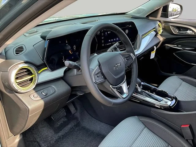 2026 Chevrolet Trax LT - Photo 6