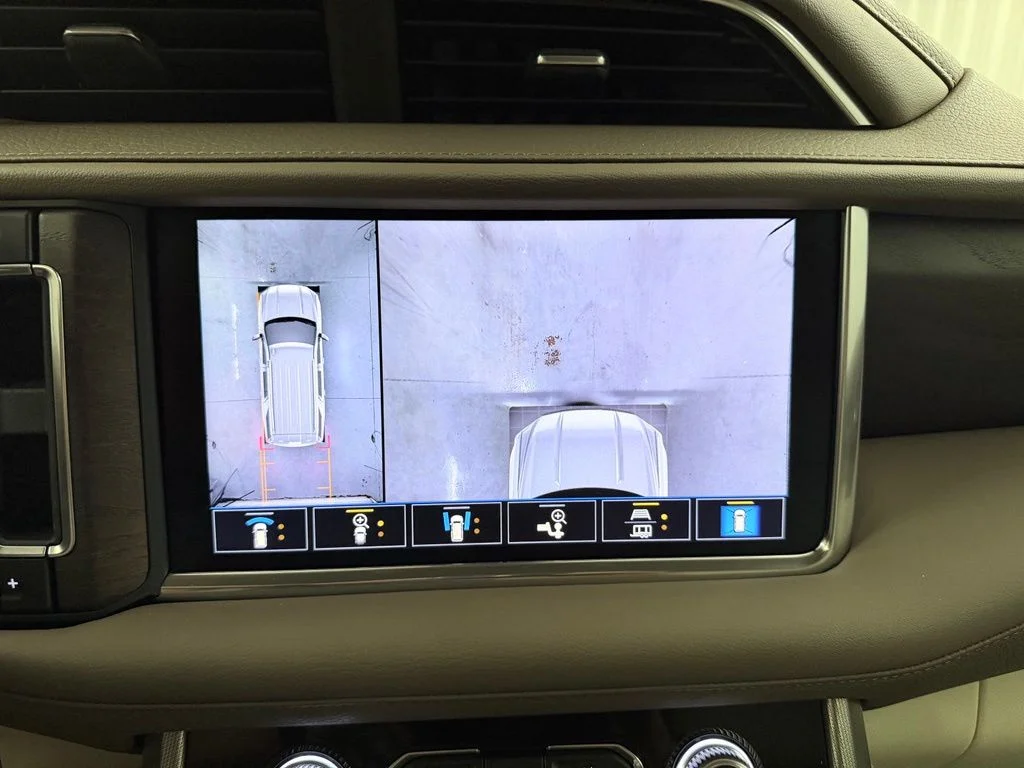 Used 2021 White Frost GMC Denali image 18