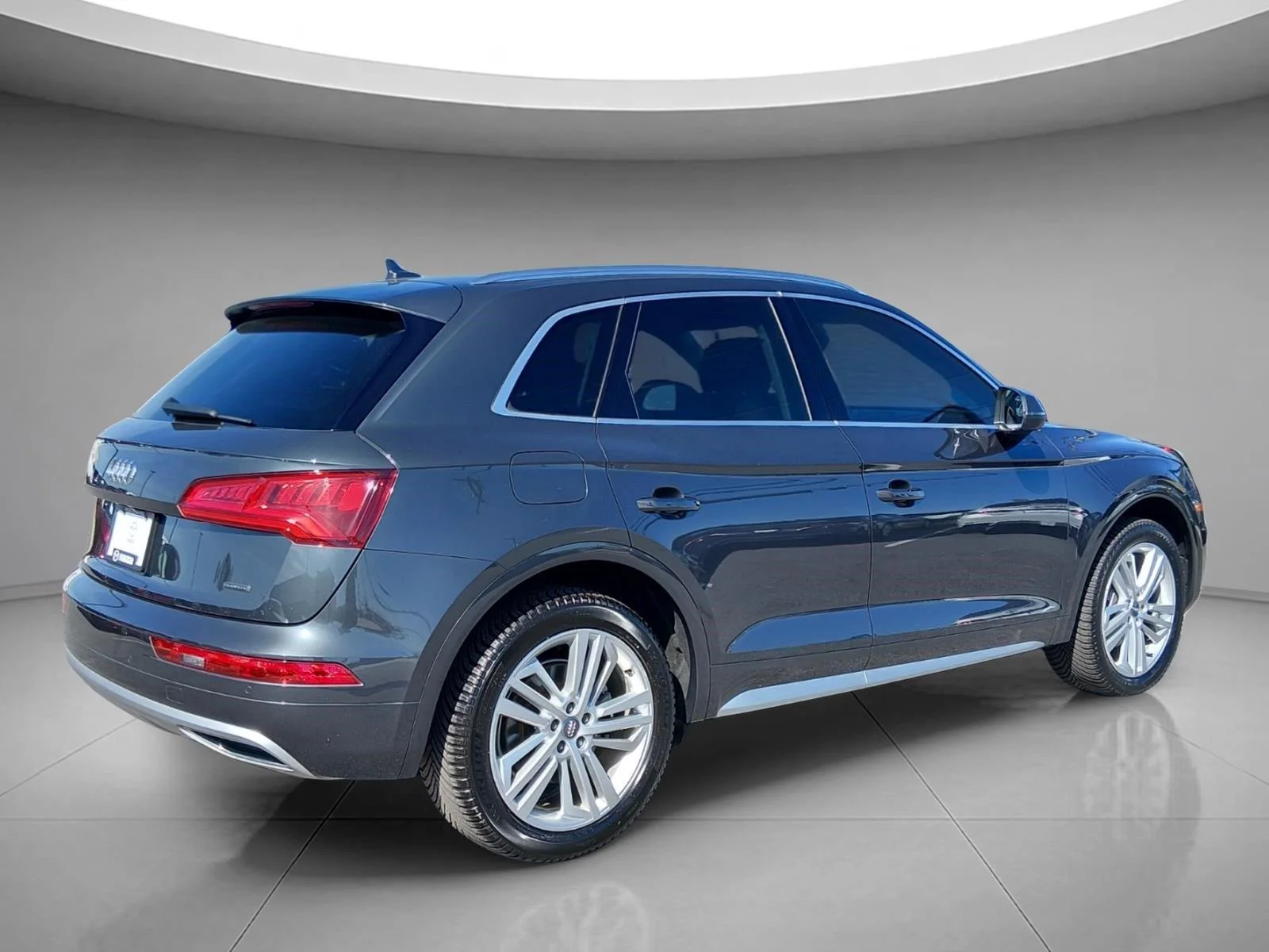 Used 2019 Manhattan Gray Metallic Audi Premium Plus image 5