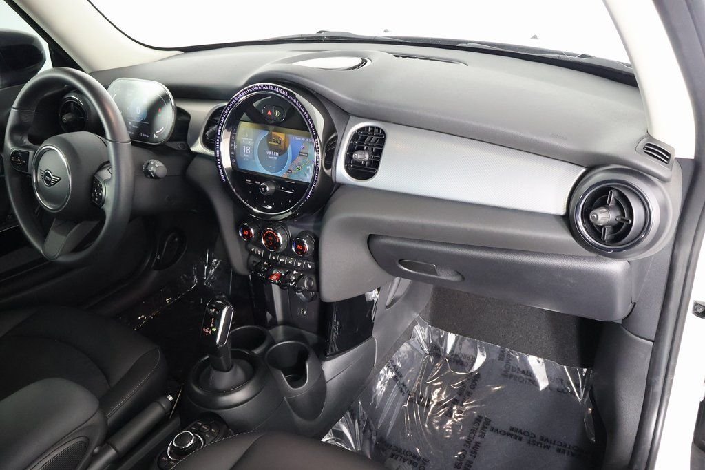 Used 2024 White Metallic MINI  image 8