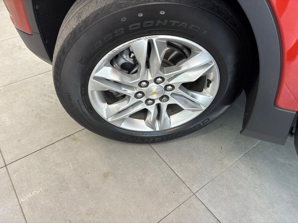 Used 2021 Red Chevrolet LT image 41