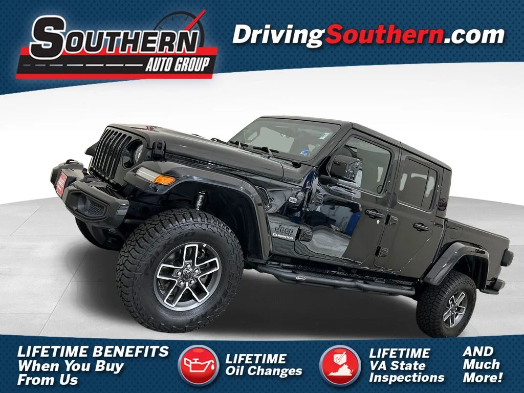 Used 2021 Black Jeep Overland image 1