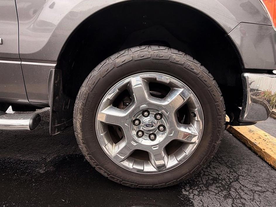 Used 2014 Gray Ford XLT image 5