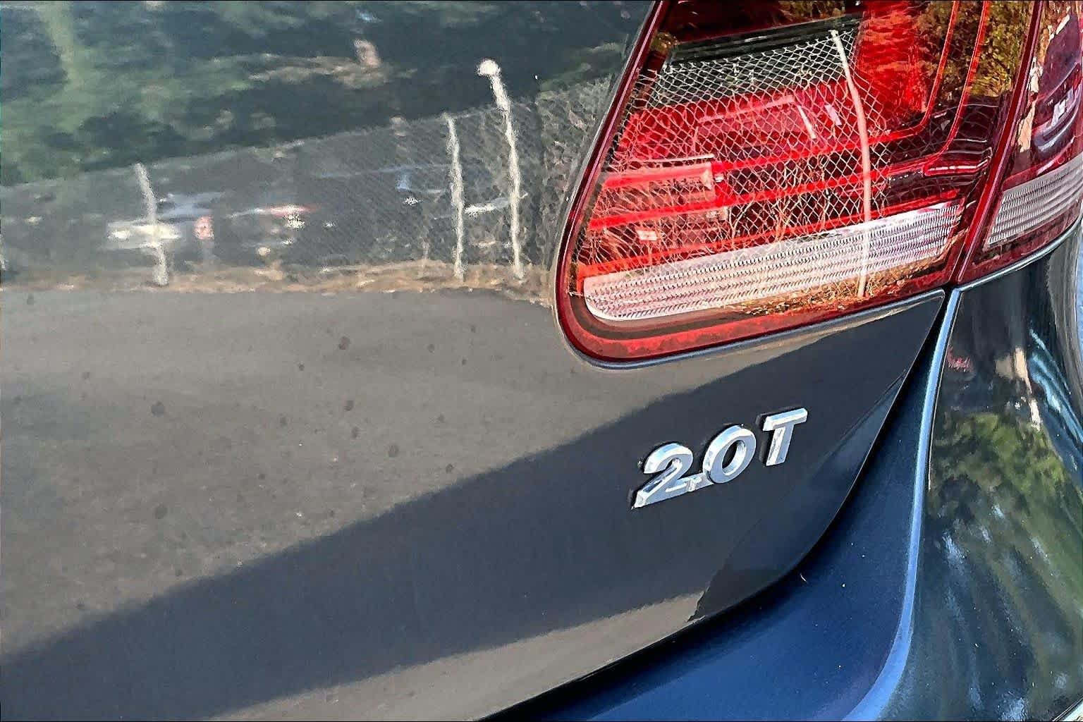 Used 2014 Island Gray Metallic Volkswagen Sport image 10