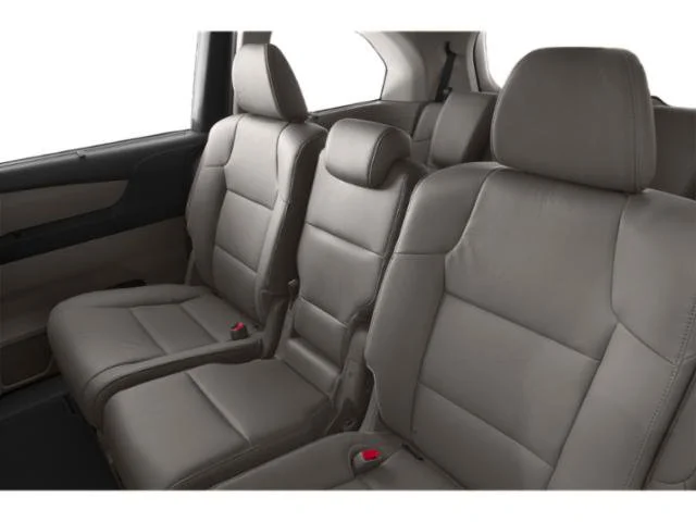 Used 2015 Crystal Black Pearl Honda Touring image 17
